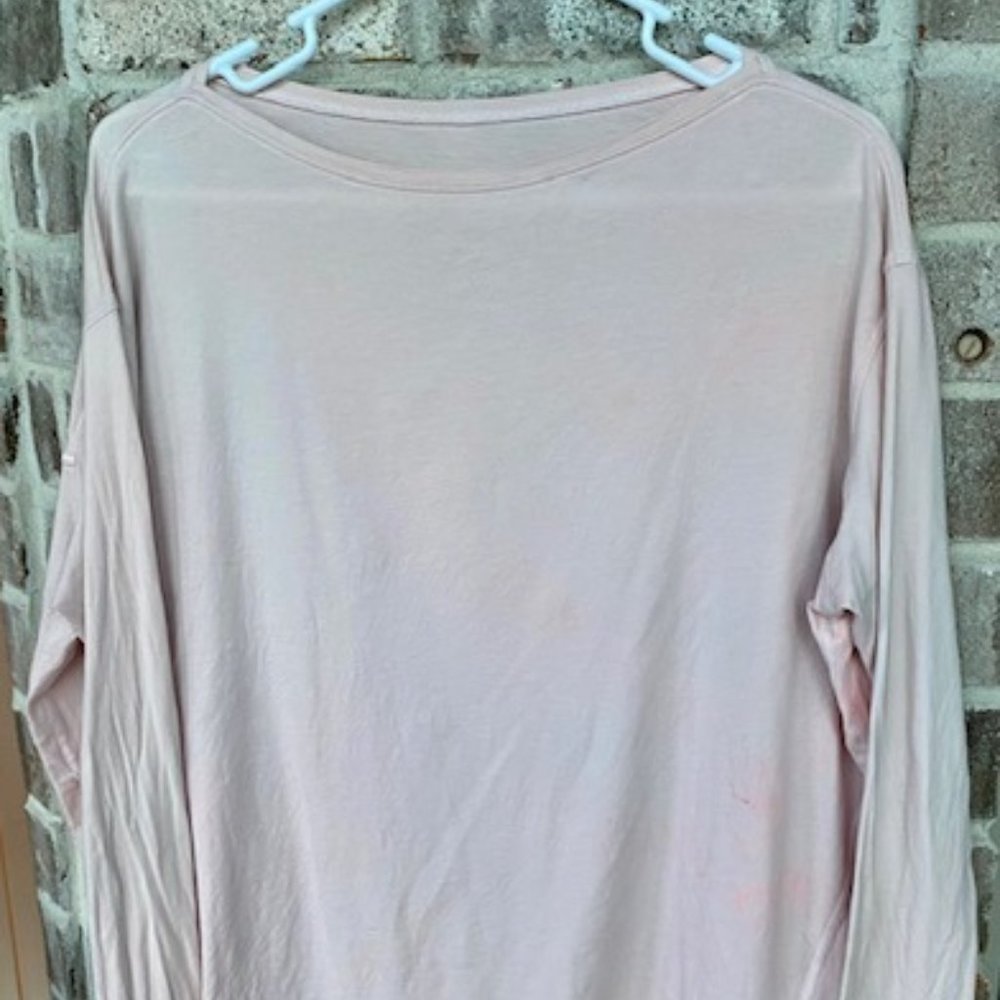 Lululemon Back in Action Top in light pink size 8